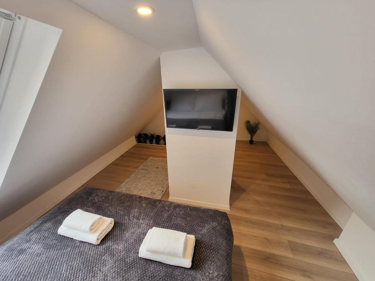 Studio Apartman Mia Загреб Екстериор снимка